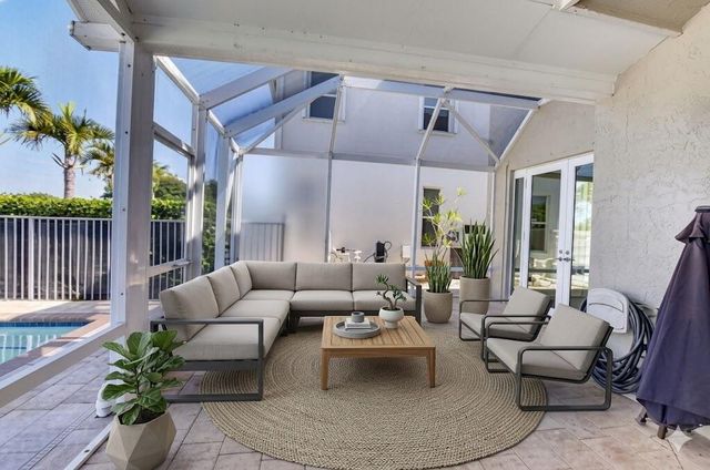 7245 Chesapeake Circle, Boynton Beach, FL 33436