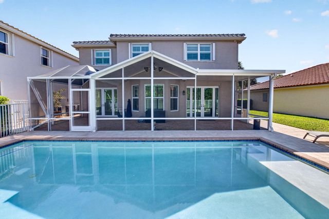 7245 Chesapeake Circle, Boynton Beach, FL 33436