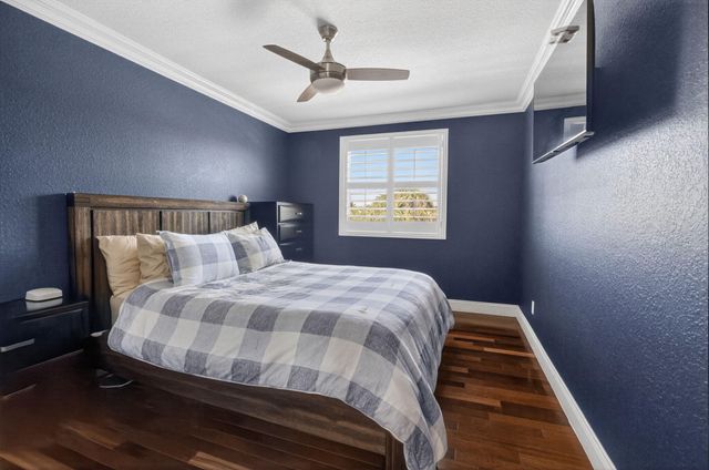 7245 Chesapeake Circle, Boynton Beach, FL 33436