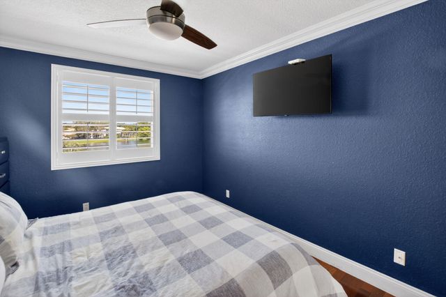 7245 Chesapeake Circle, Boynton Beach, FL 33436