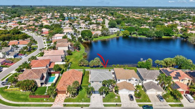 7245 Chesapeake Circle, Boynton Beach, FL 33436