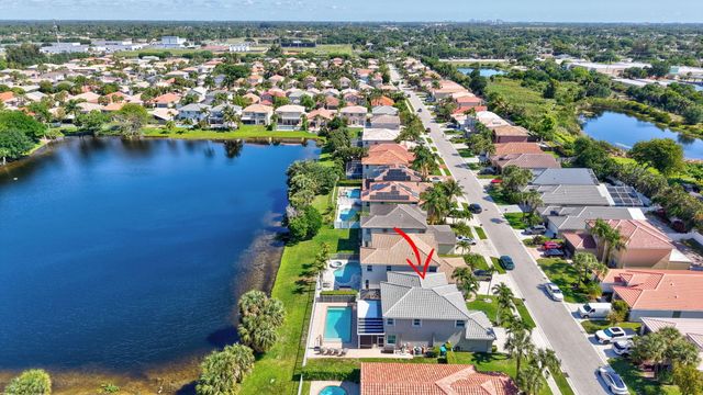 7245 Chesapeake Circle, Boynton Beach, FL 33436