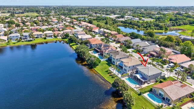 7245 Chesapeake Circle, Boynton Beach, FL 33436