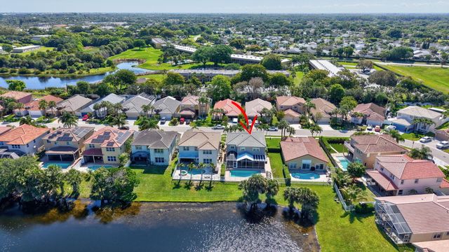 7245 Chesapeake Circle, Boynton Beach, FL 33436