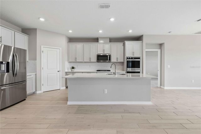 13723 GREEN HAMMOCK PLACE, Lakewood Ranch, FL 34211
