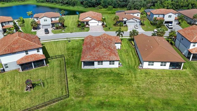 13723 GREEN HAMMOCK PLACE, Lakewood Ranch, FL 34211
