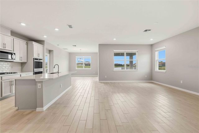 13723 GREEN HAMMOCK PLACE, Lakewood Ranch, FL 34211
