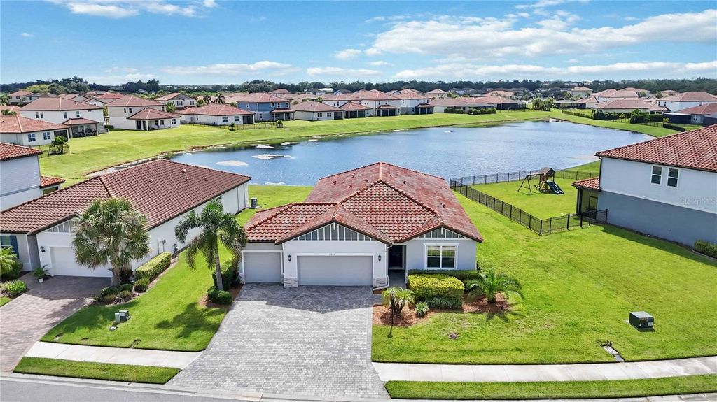 13723 GREEN HAMMOCK PLACE, Lakewood Ranch, FL 34211