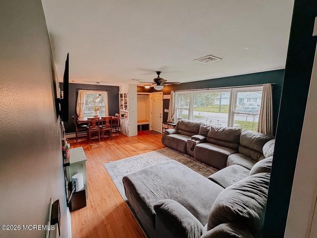 120 Medford Mount Holly Road, Medford, NJ 08055
