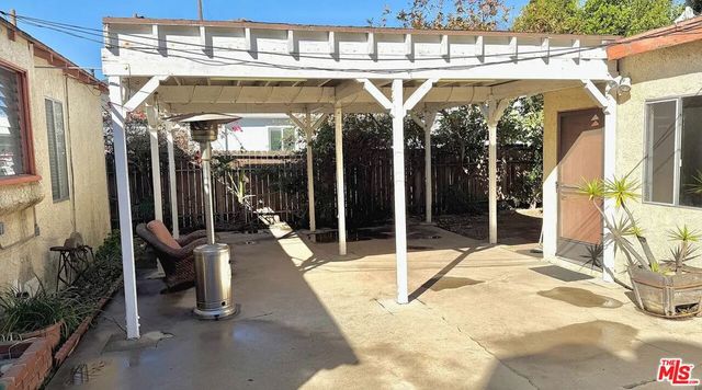 3822 Huron Avenue, Culver City, CA 90232