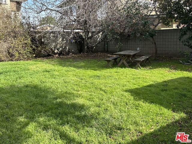 3822 Huron Avenue, Culver City, CA 90232