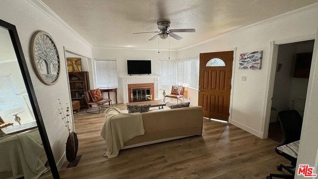 3822 Huron Avenue, Culver City, CA 90232