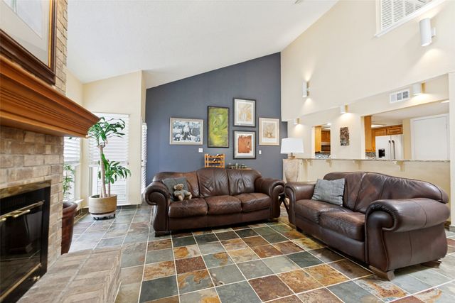 7450 Holly Hill Drive 108, Dallas, TX 75231