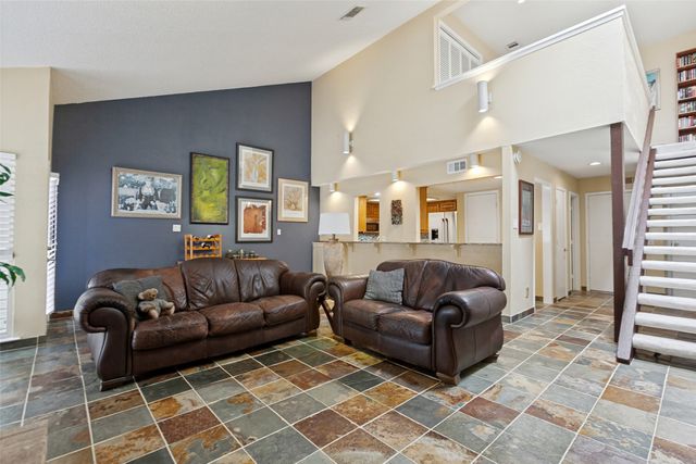 7450 Holly Hill Drive 108, Dallas, TX 75231