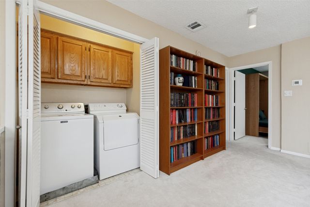 7450 Holly Hill Drive 108, Dallas, TX 75231