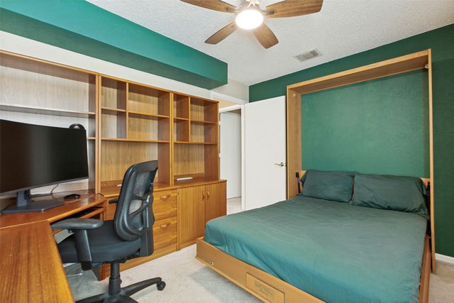 7450 Holly Hill Drive 108, Dallas, TX 75231