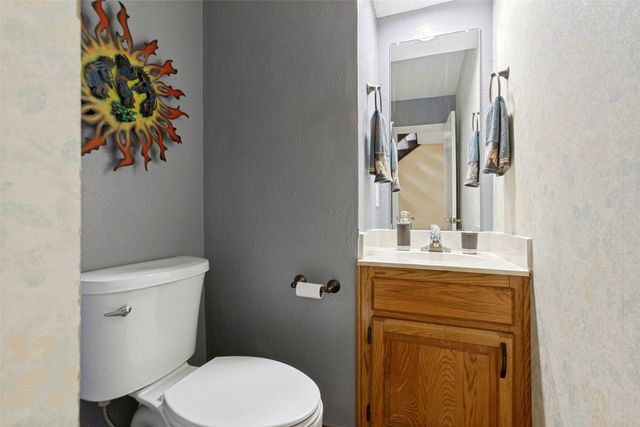 7450 Holly Hill Drive 108, Dallas, TX 75231