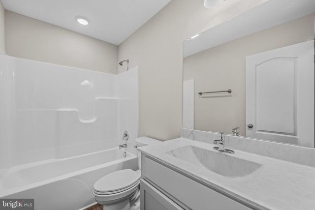 2499 AUDUBON RD, Hedgesville, WV 25427
