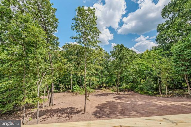 2499 AUDUBON RD, Hedgesville, WV 25427