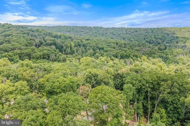 2499 AUDUBON RD, Hedgesville, WV 25427