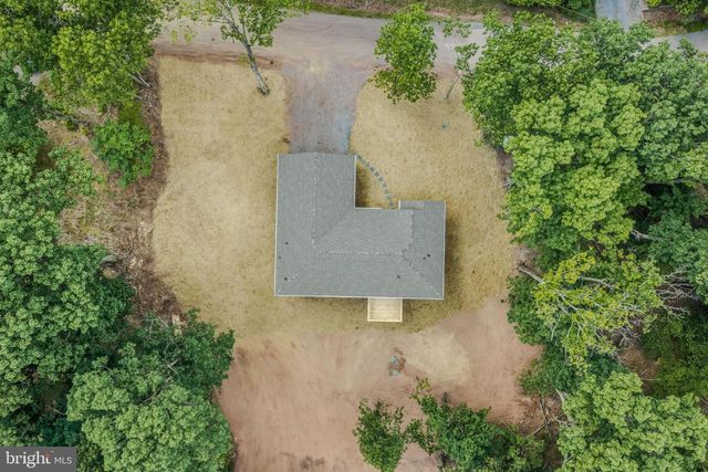 2499 AUDUBON RD, Hedgesville, WV 25427