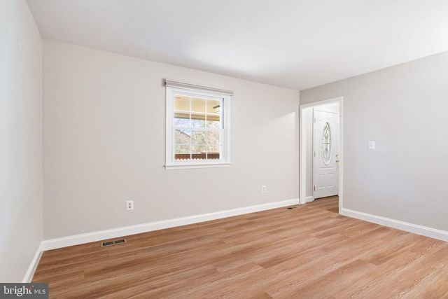 9024 BABER DR, Manassas, VA 20112