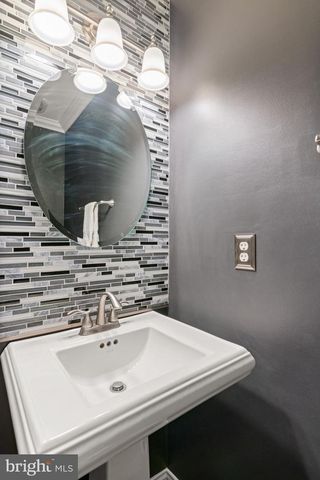 9024 BABER DR, Manassas, VA 20112