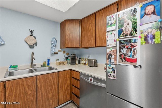 63 Vista Rafael Parkway, Reno, NV 89503