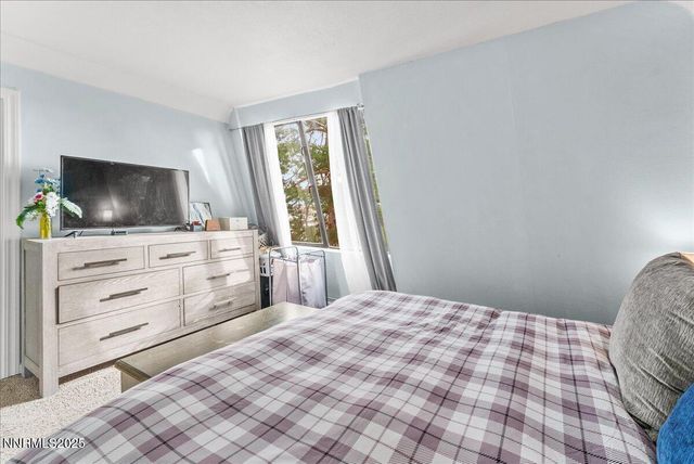 63 Vista Rafael Parkway, Reno, NV 89503