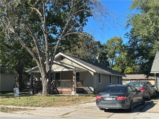 606 W South Street, Harrisonville, MO 64701