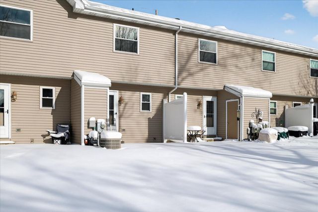 8058 Wimbledon Drive, Portage, MI 49024