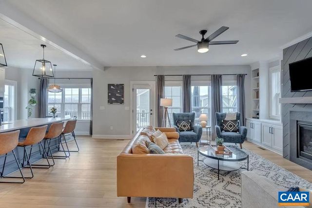 22 WARWICK DR, Crozet, VA 22932