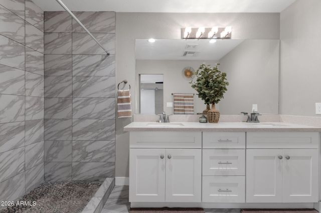 4937 N 82ND Street, Scottsdale, AZ 85251