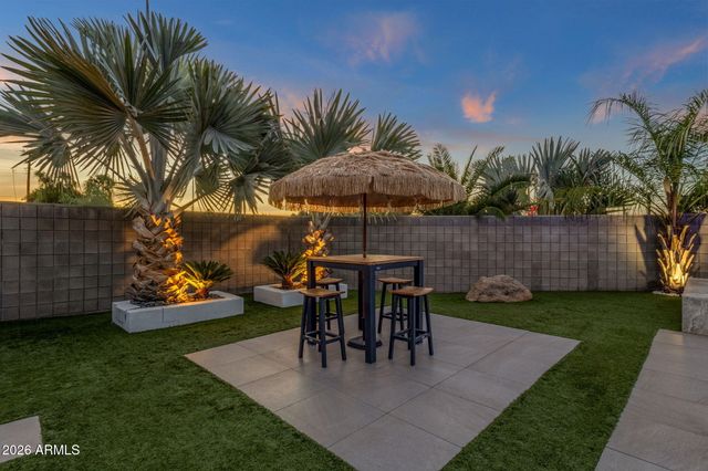 4937 N 82ND Street, Scottsdale, AZ 85251