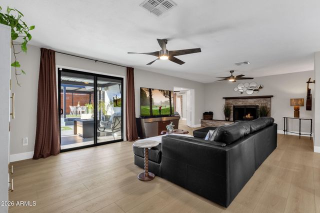 4937 N 82ND Street, Scottsdale, AZ 85251