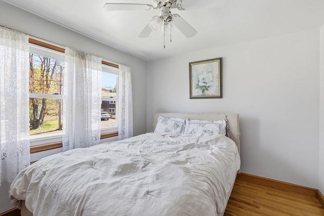 5 Manning Rd, Dedham, MA 02026