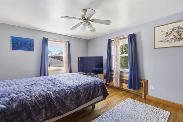 5 Manning Rd, Dedham, MA 02026