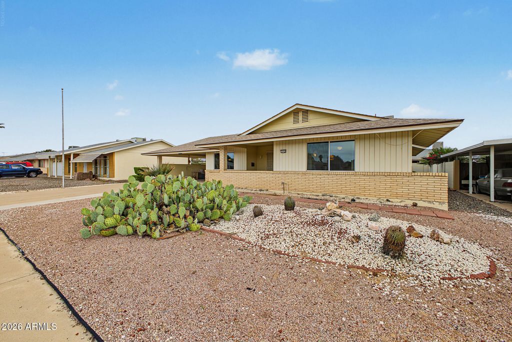 10438 W MOUNTAIN VIEW Road, Sun City, AZ 85351 — exterior