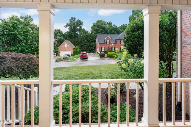 7819 La Barrington Blvd, Powell, TN 37849
