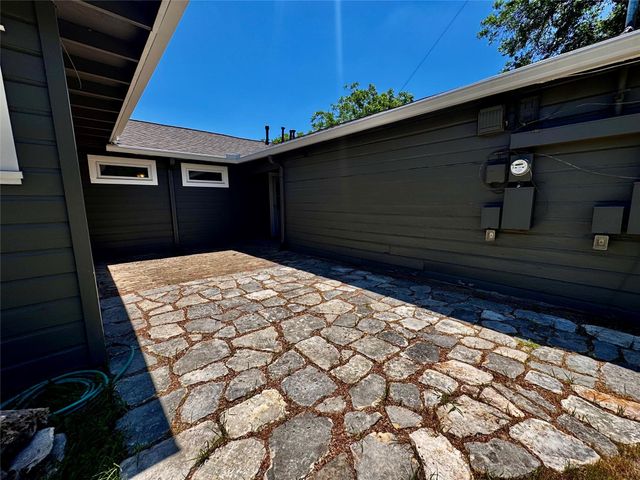 1610 Wilshire BLVD, Austin, TX 78722