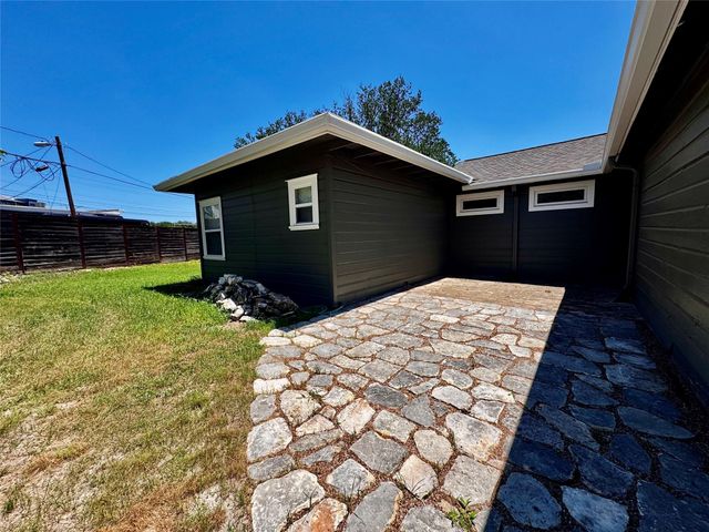 1610 Wilshire BLVD, Austin, TX 78722