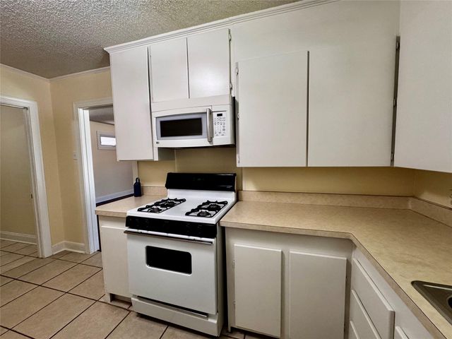 1610 Wilshire BLVD, Austin, TX 78722