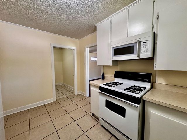 1610 Wilshire BLVD, Austin, TX 78722