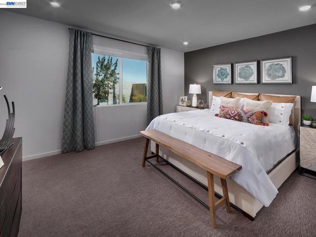 625 Channel Cir, Oakley, CA 94561