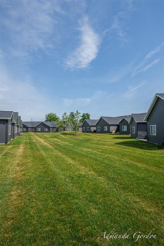 7483 Hardwood Street 79, Caledonia, MI 49316