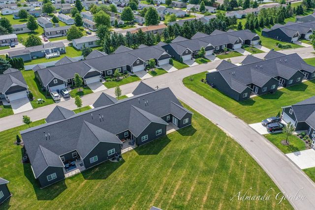 7483 Hardwood Street 79, Caledonia, MI 49316