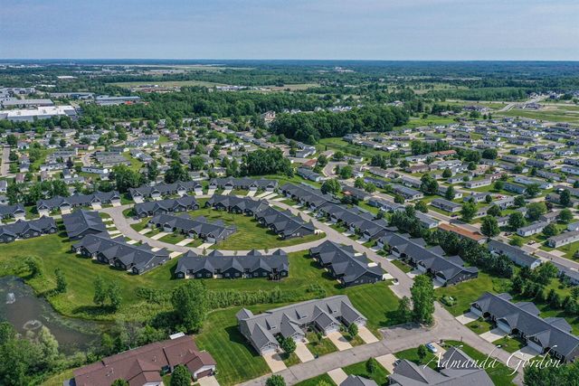 7483 Hardwood Street 79, Caledonia, MI 49316