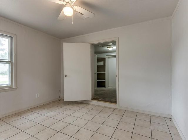 230 E Jacobs Drive, Midwest City, OK 73110