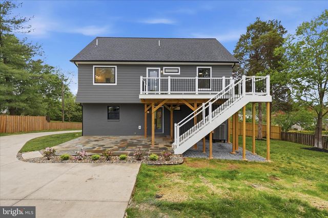 8323 ROLLING RD, Manassas, VA 20110
