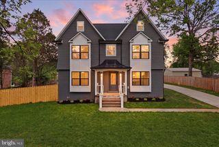 8323 ROLLING RD, Manassas, VA 20110